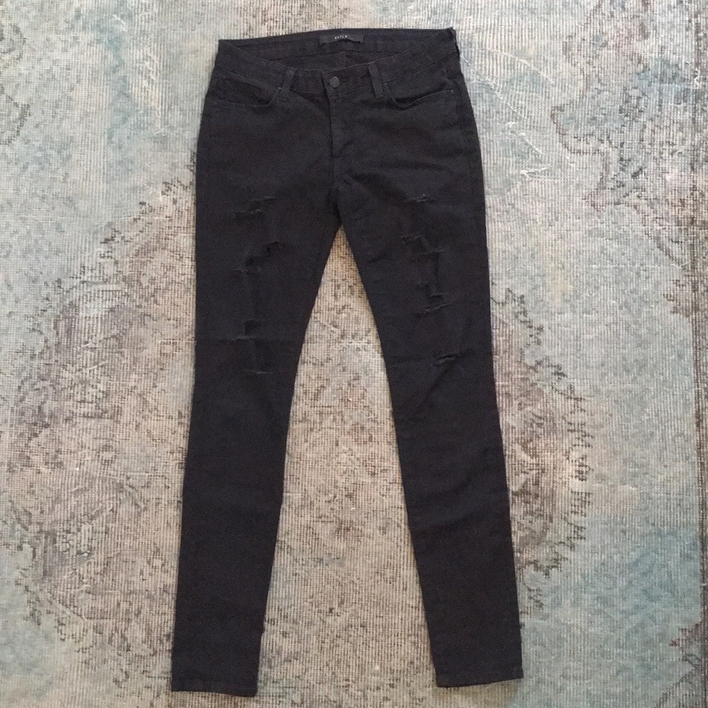 black skinny distressed jeans